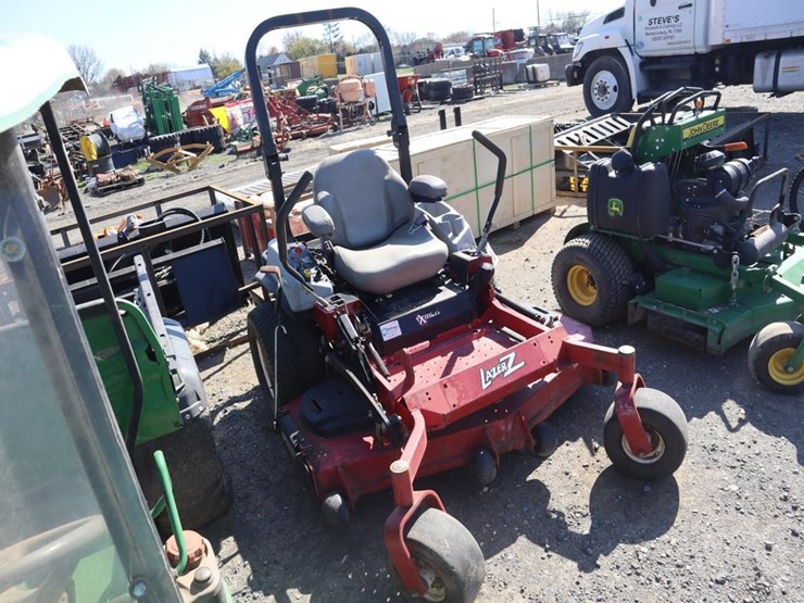 exmark-lazer-z-zero-turn-mower-image-1