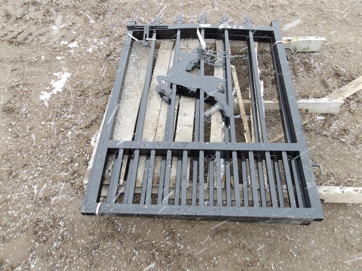 #7397-•-deer-entry-gates-image-2