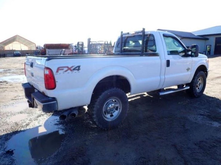 2016-ford-f350-xlt-image-5