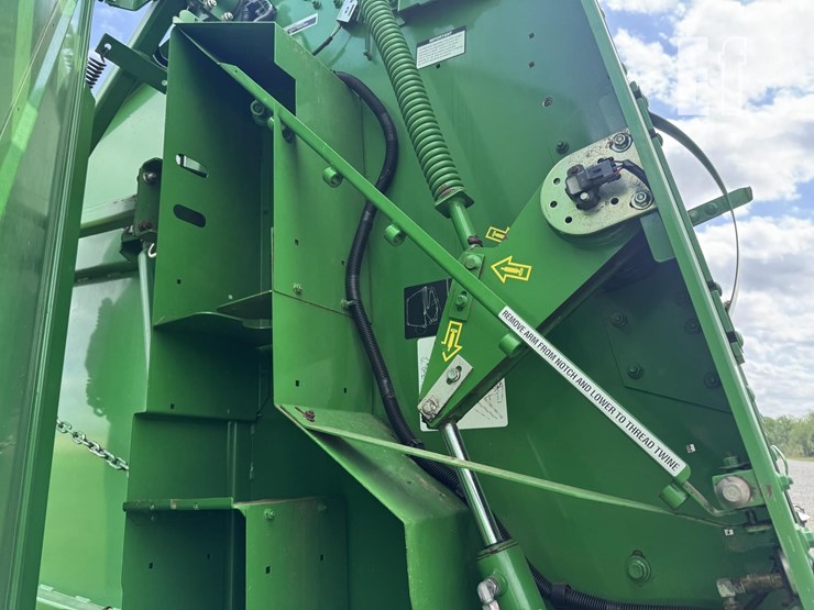 john-deere-569-image-7