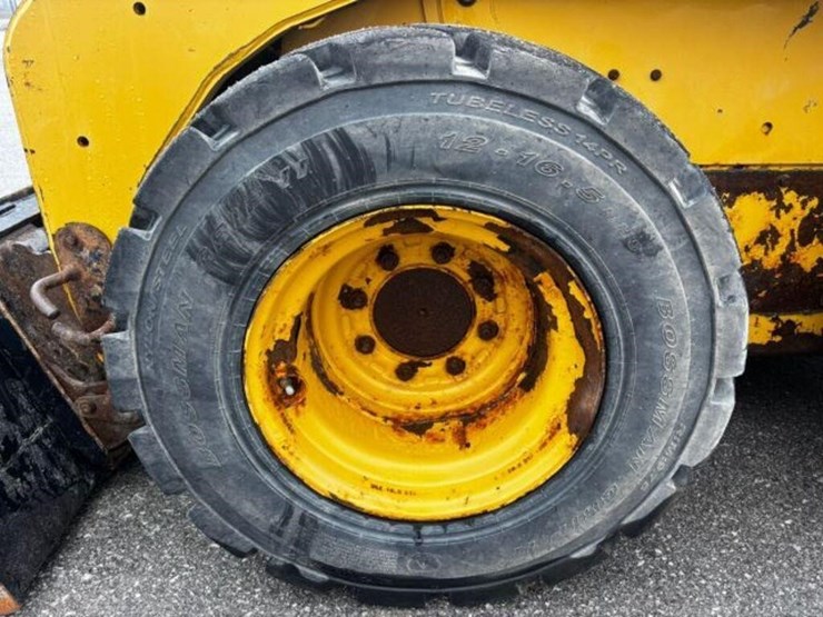 2009-caterpillar-232b2-image-59