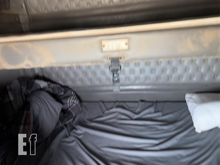 2005-kenworth-t800-image-59