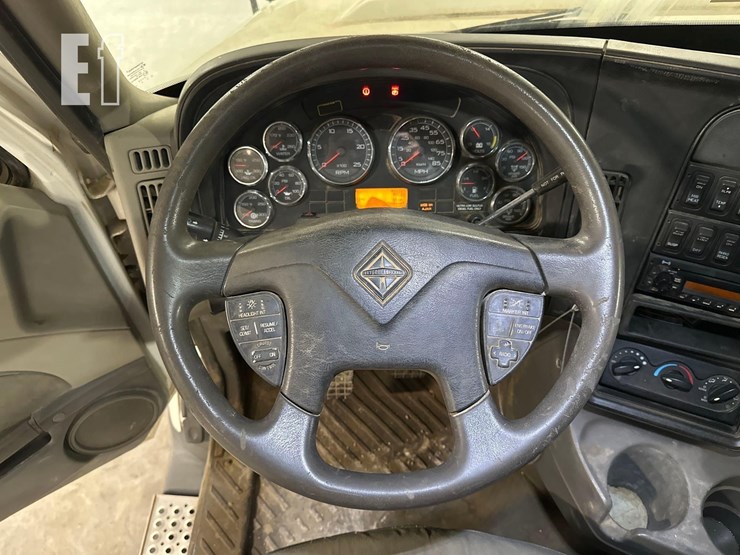 2012-international-prostar-image-15