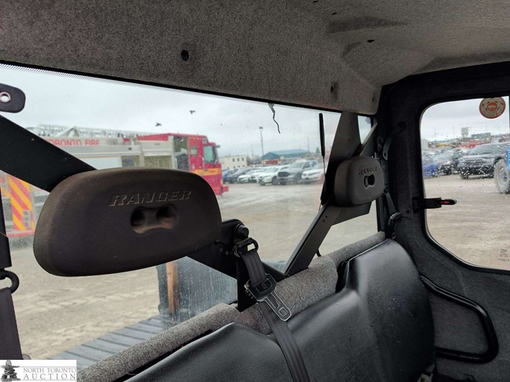 2015-polaris-ranger-image-29