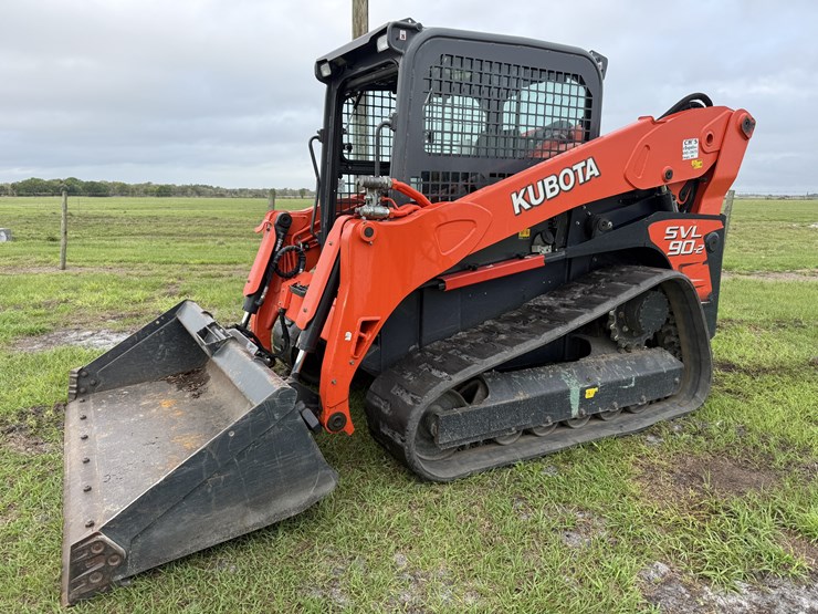 kubota-svl90-2-image-1