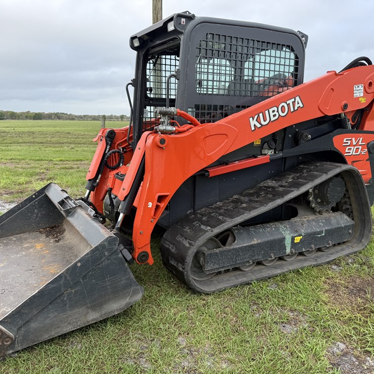KUBOTA SVL90-2