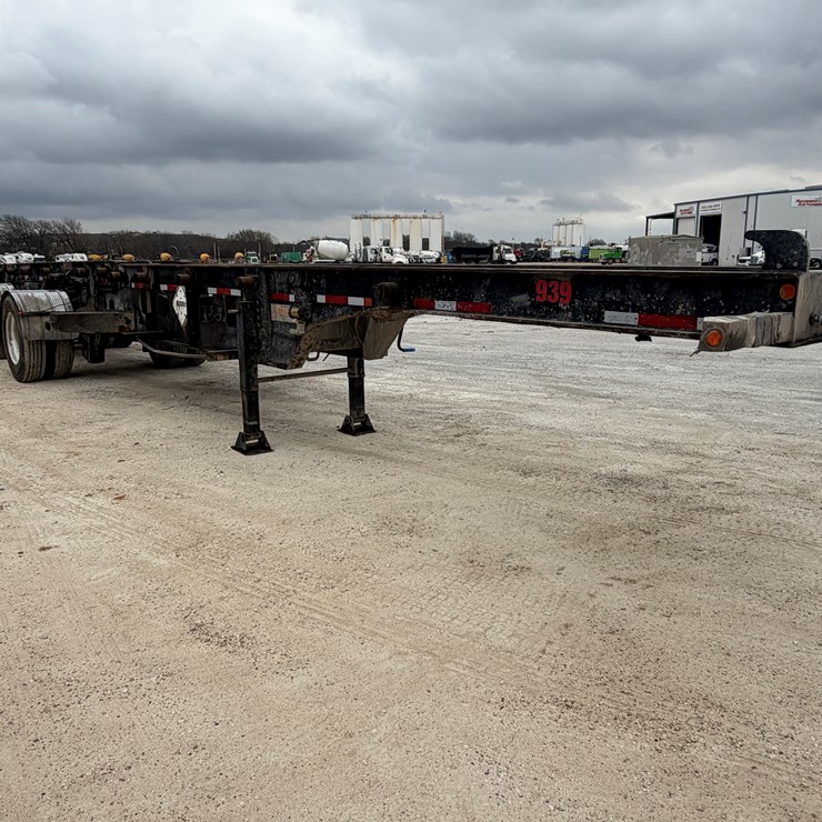 2010 48 ROLL OFF TRAILER