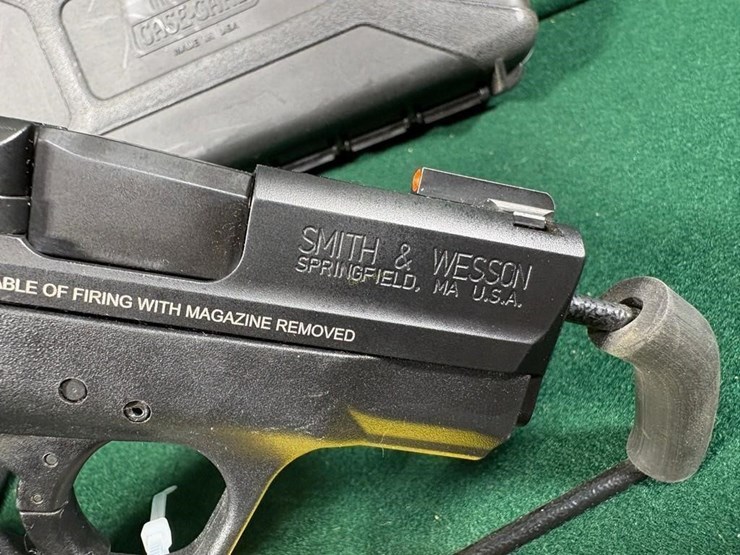 smith-&-wesson-m&p-9-shield-9mm-pistol-image-5