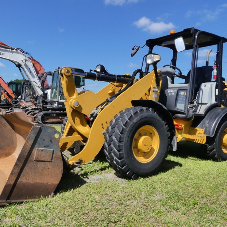 2015 CATERPILLAR 906H2