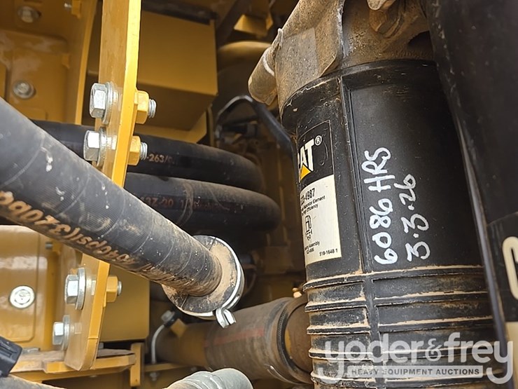 2019-caterpillar-336-image-84