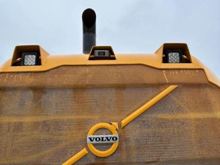 2012-volvo-l220g-image-33