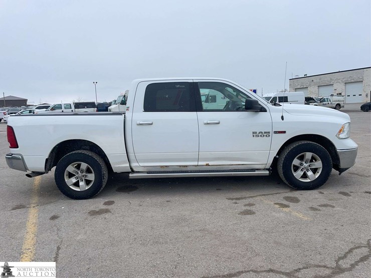 2018-dodge-1500-image-4