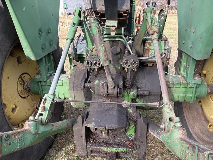 john-deere-2840-image-6