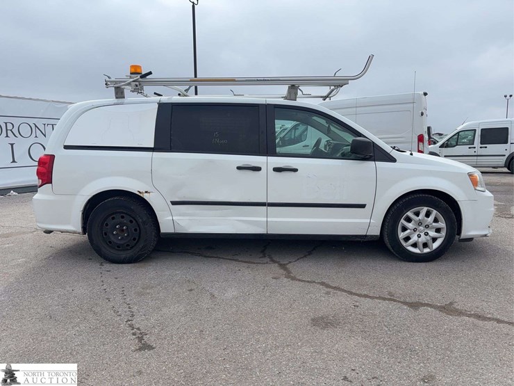 2015-ram-c/v-image-3