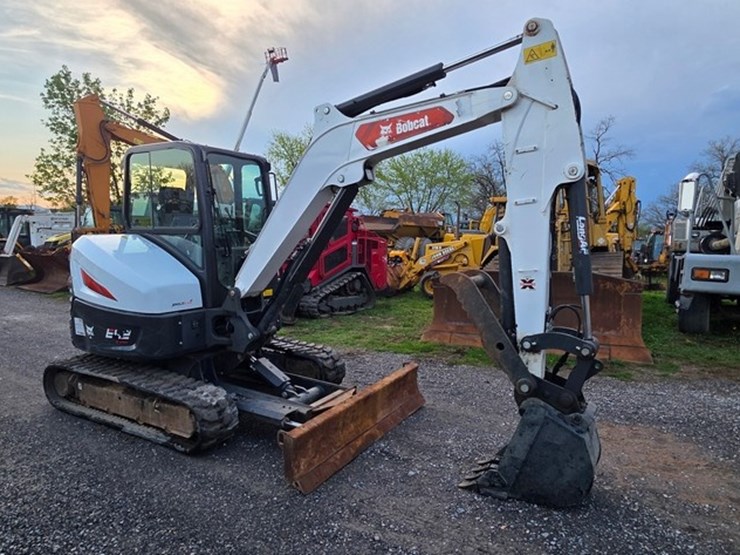 2023-bobcat-e42-image-2