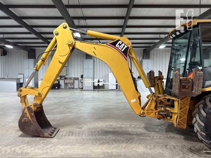 2001-caterpillar-420d-image-13