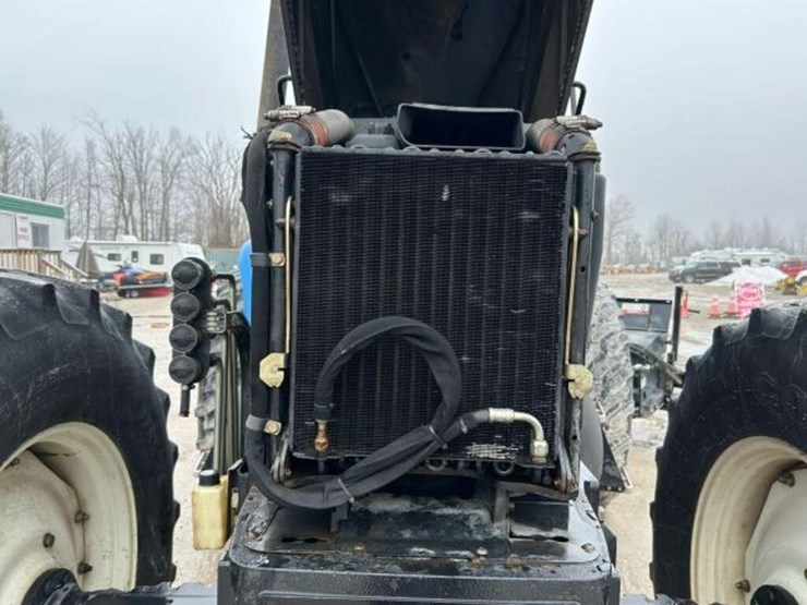 new-holland-tv6070-image-24