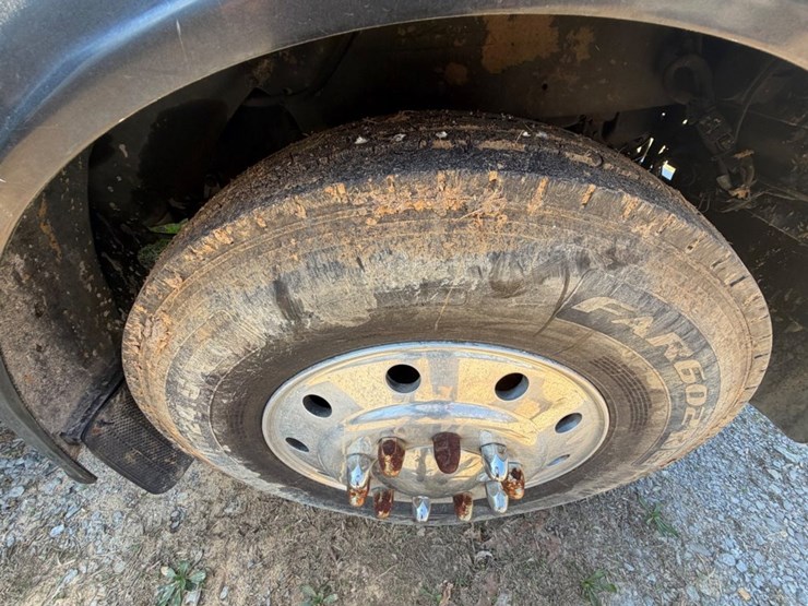 #31724-•-1997-freightliner-tandem-axle-flatbed-entertainmen-image-11