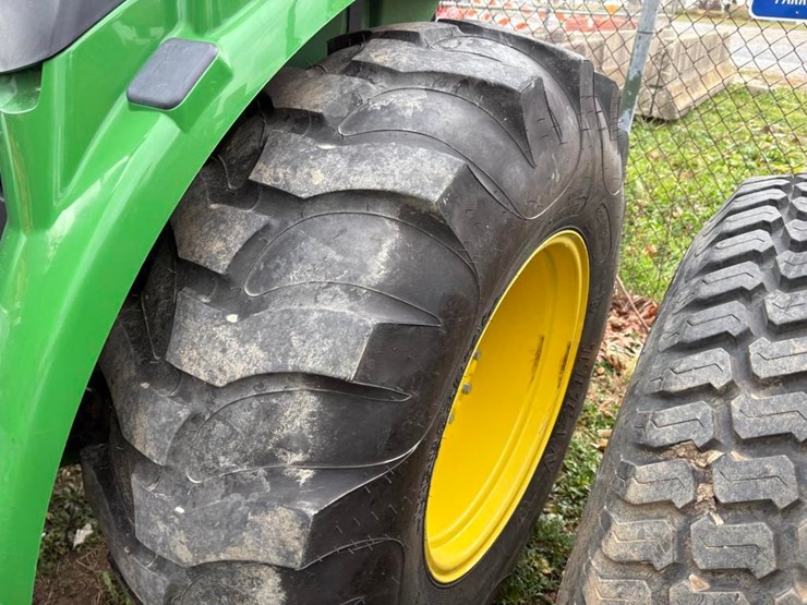 2019-john-deere-4044m-image-6