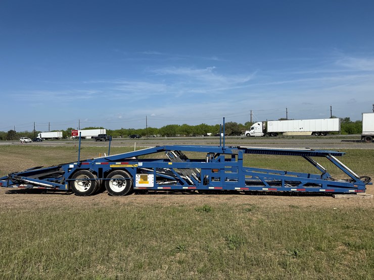 2015-cottrell-car-hauler-image-4