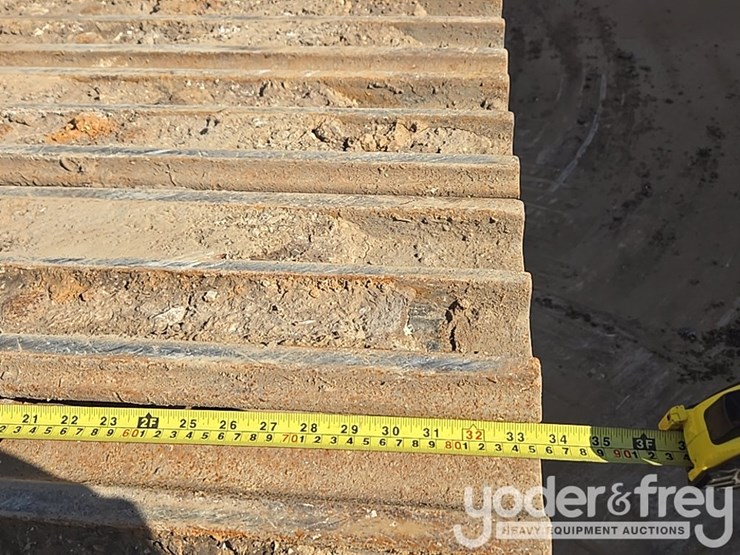 2019-caterpillar-336-image-21