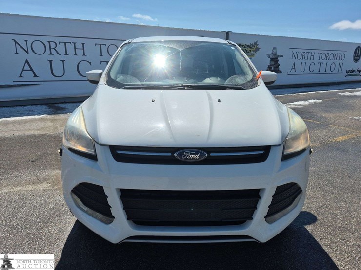 2016-ford-escape-image-2