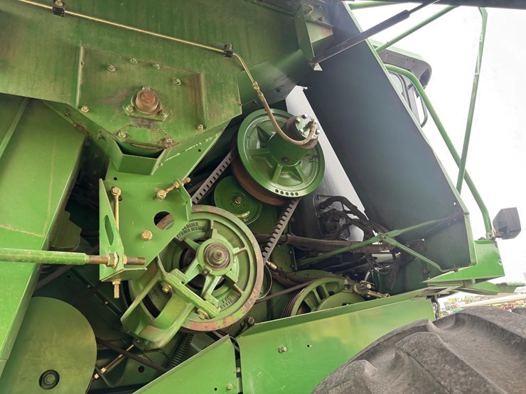 john-deere-9510-image-25
