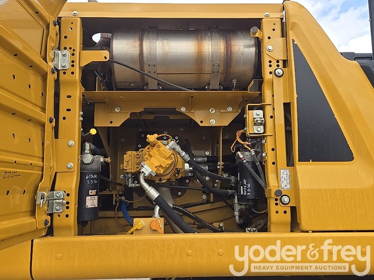 2019-caterpillar-336-image-66