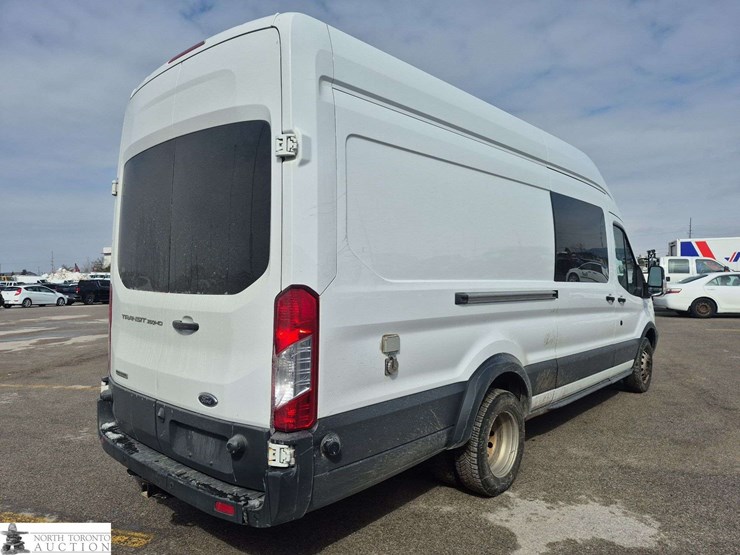 2016-ford-transit-image-5