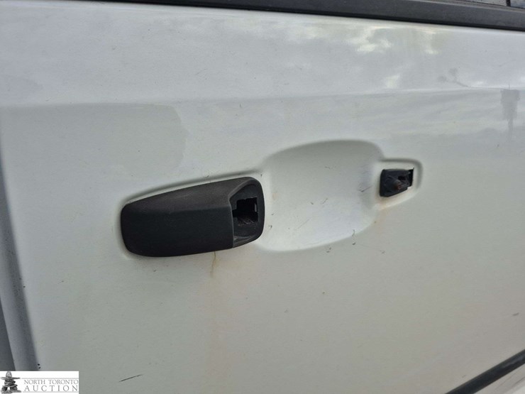 2015-ram-c/v-image-23