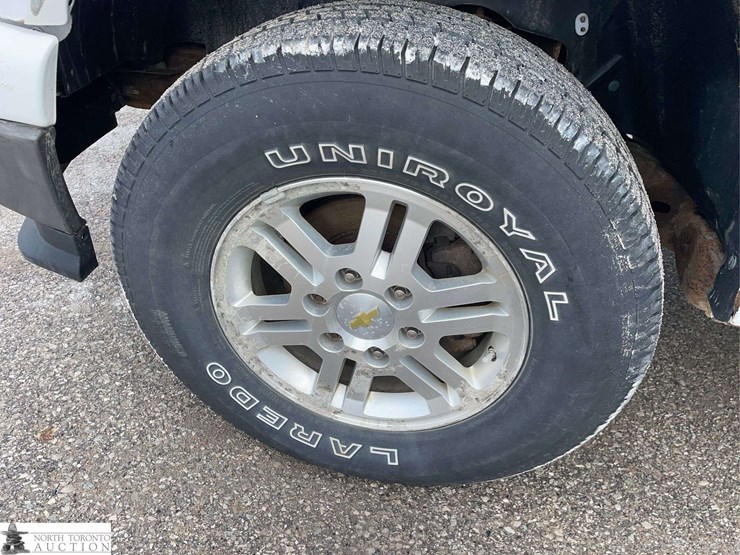 2012-chevrolet-colorado-image-24