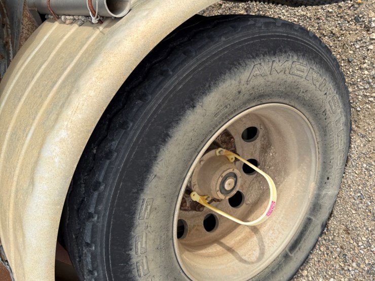 2009-polar-tank-image-9