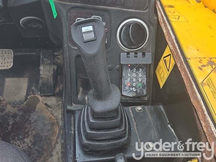 2018-jcb-512-56-image-106