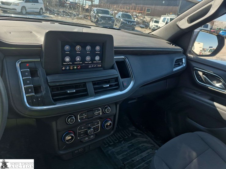 2023-chevrolet-tahoe-image-14