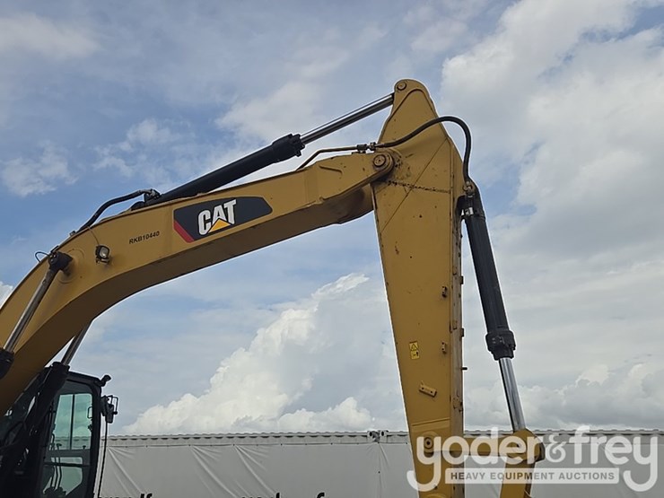 2017-caterpillar-336fl-image-34