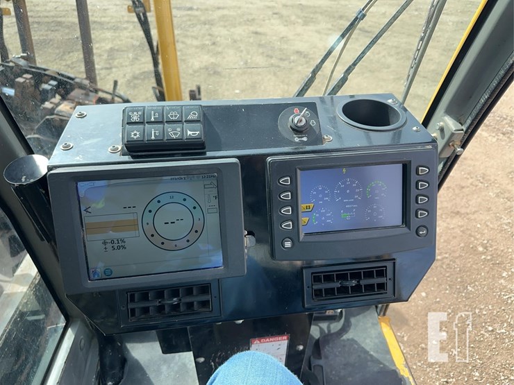 2017-vermeer-navigator-d100x140-series-iii-image-95