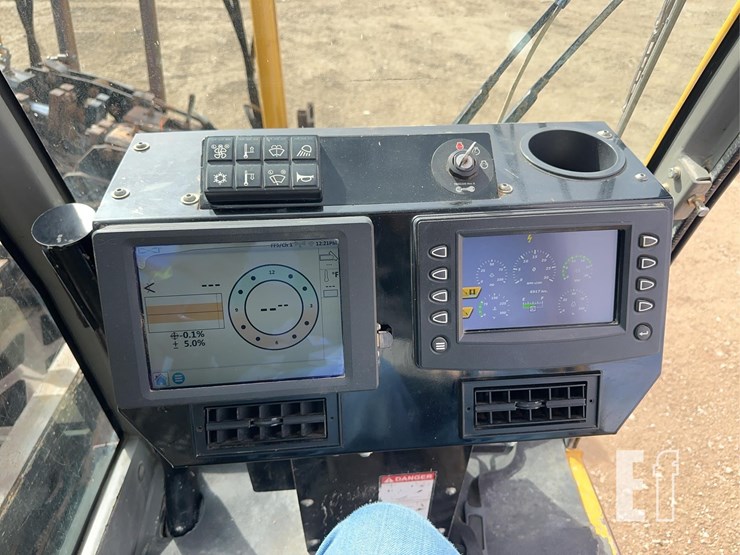 2017-vermeer-navigator-d100x140-series-iii-image-94