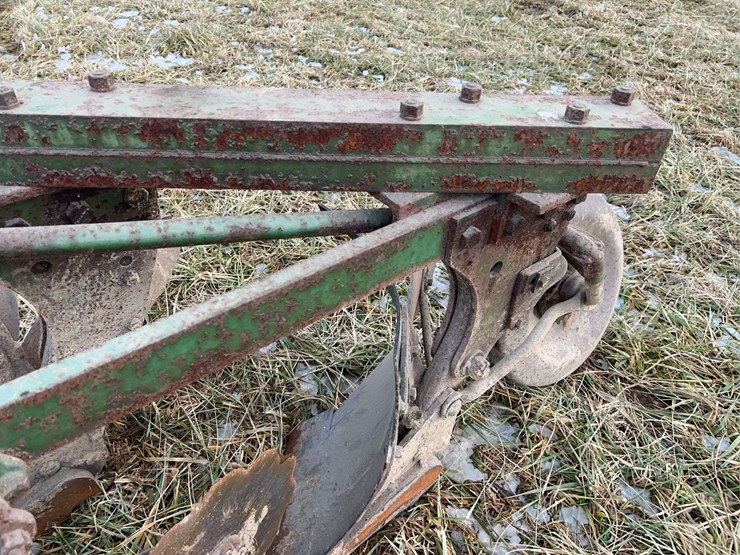 john-deere-four-bottom-plow-image-13