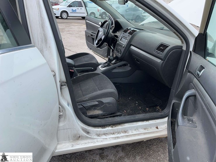 2009-volkswagen-jetta-comfortline-4dr-sedan-6a-image-18