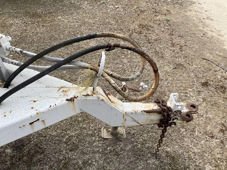 s&a-9'x6'-steel-pull-fertilizer-spreader-image-7