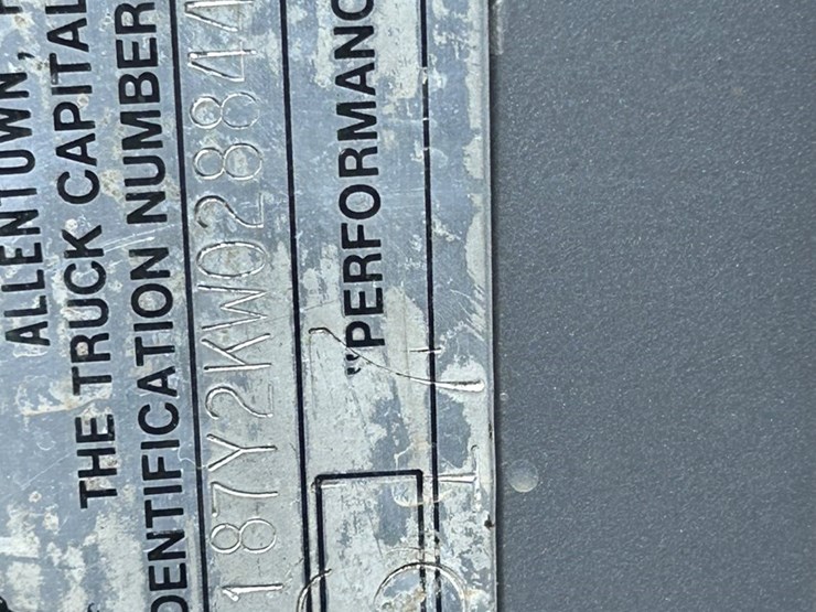 #31965-•-1989-mack-r688-tandem-axle-truck-tractor-image-50