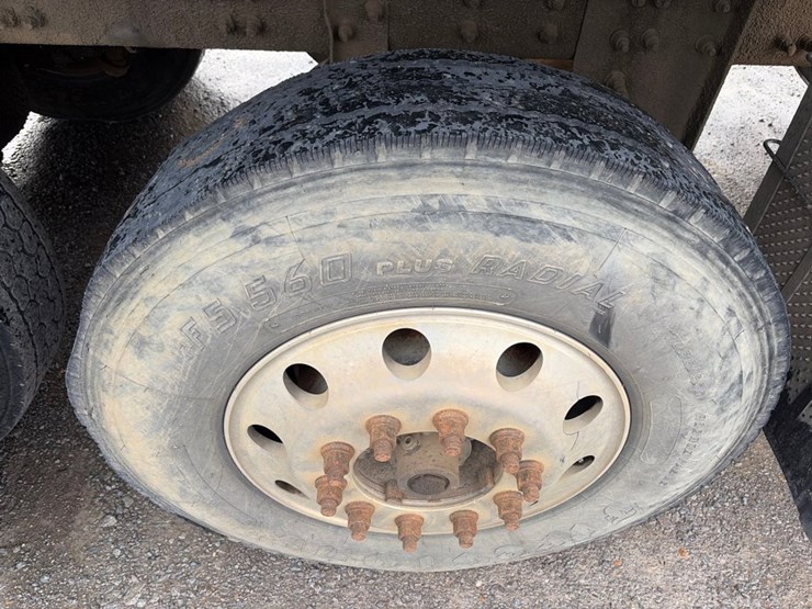 #31710-•-2019-mack-gr64f-m359-tri-axle-dump-truck-image-13