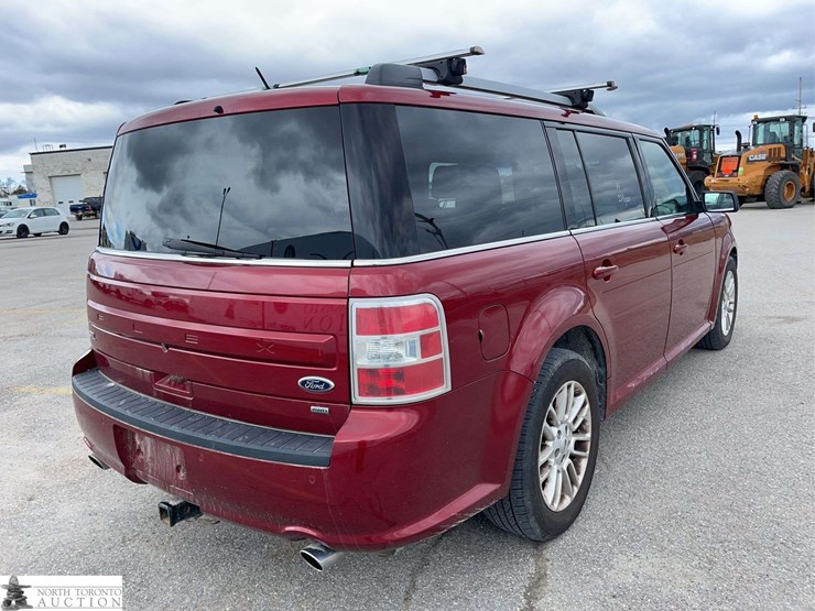 2014-ford-flex-image-5