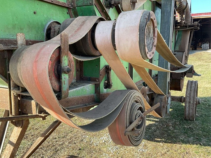 john-deere-threshing-machine-with-hart-feeder-image-10
