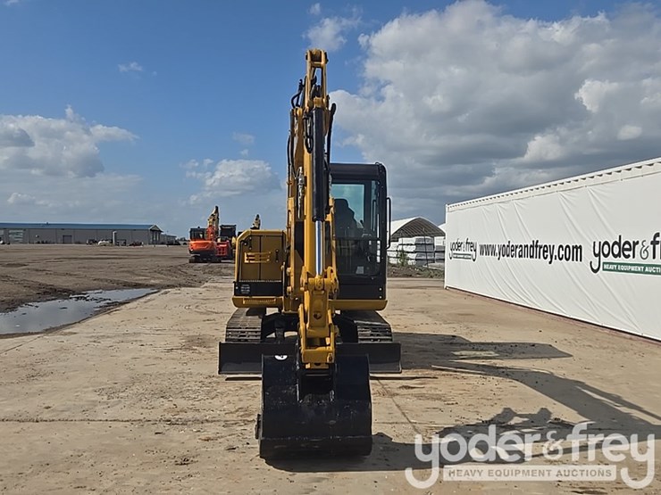 2018-caterpillar-305.5-image-8