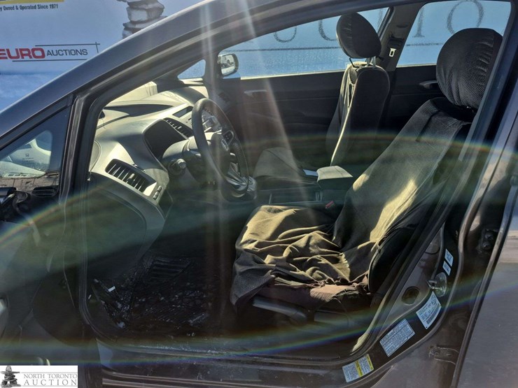 2009-honda-civic-sport-4dr-sedan-5a-image-13