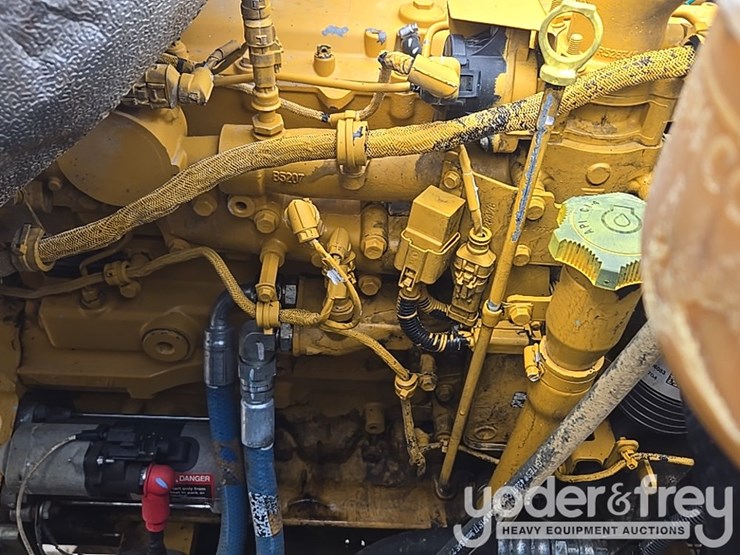 2017-deere-210g-lc-image-88