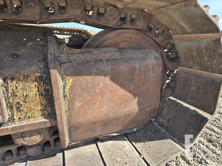 2014-caterpillar-349fl-image-30