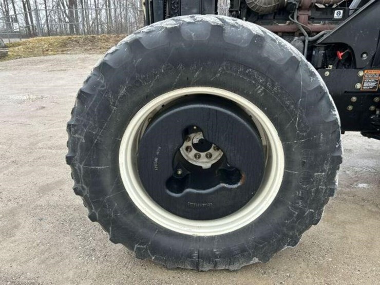 new-holland-tv6070-image-60