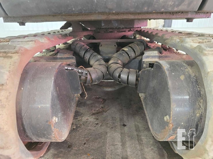 2022-bobcat-e10-image-38